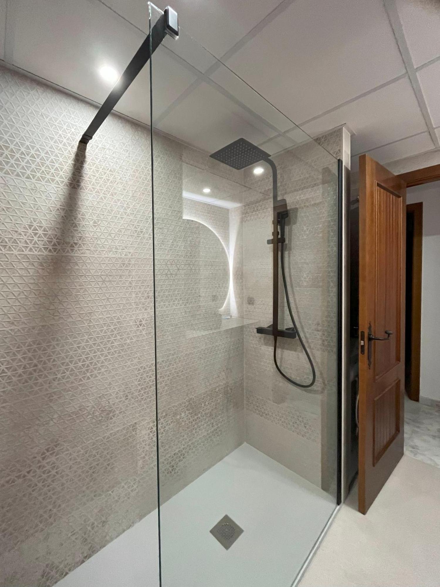 Apartmento Carla Punta Prima ตอร์เรเวียคา ภายนอก รูปภาพ